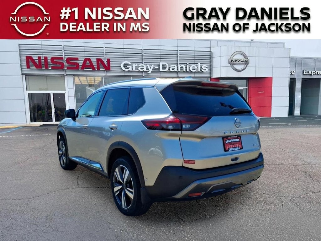 2023 Nissan Rogue SL