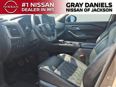 2025 Nissan Rogue Platinum