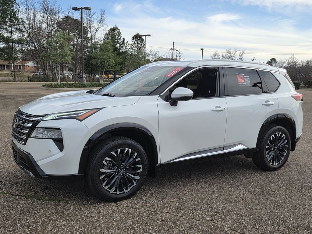 2025 Nissan Rogue Platinum