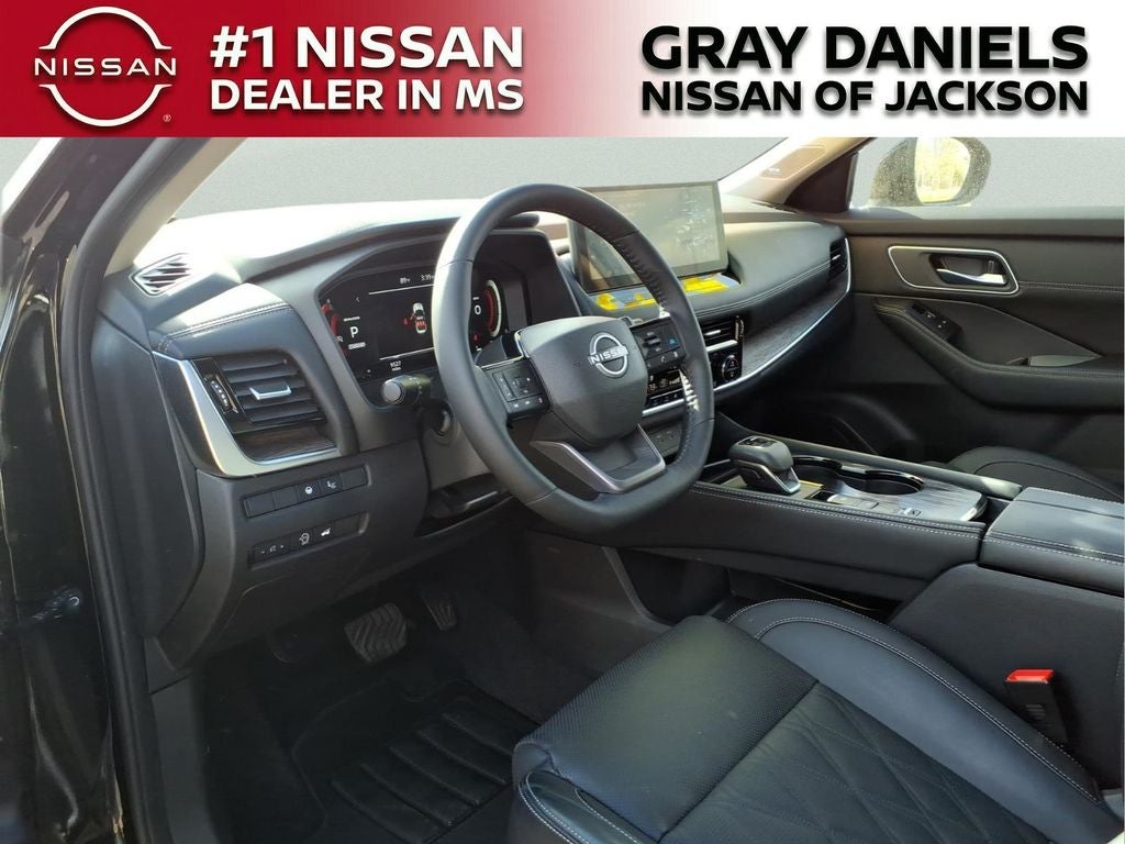 2025 Nissan Rogue Platinum