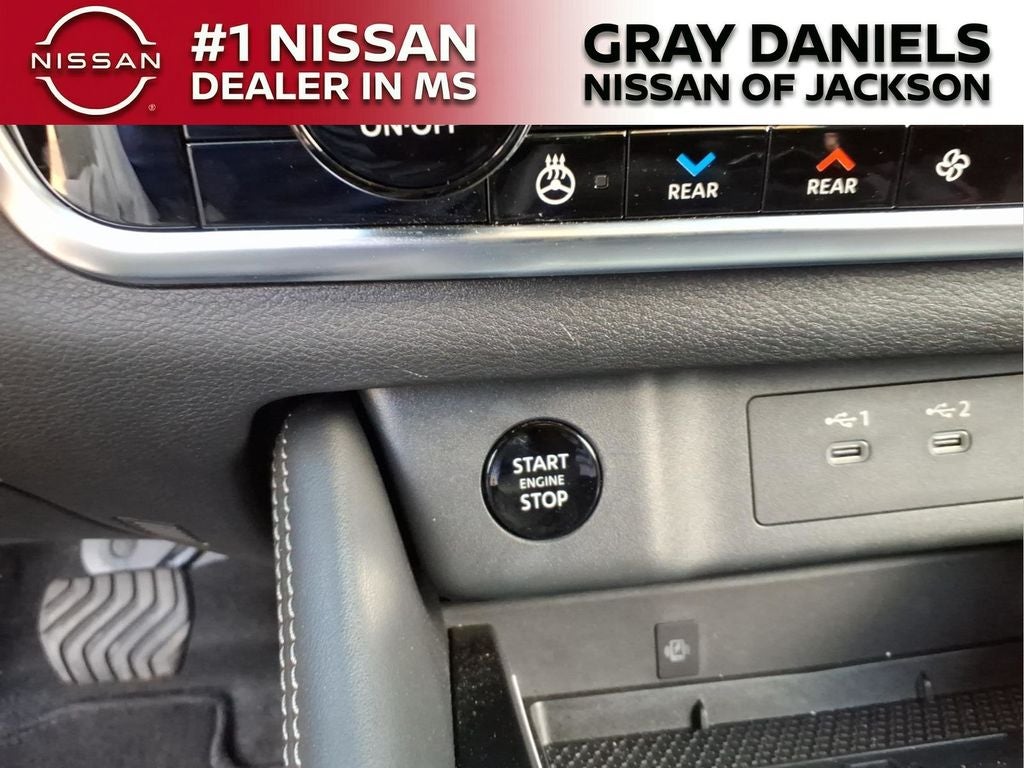 2025 Nissan Rogue Platinum