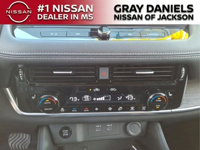 2025 Nissan Rogue Platinum