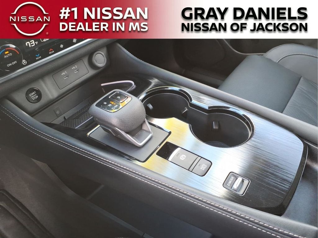 2025 Nissan Rogue Platinum