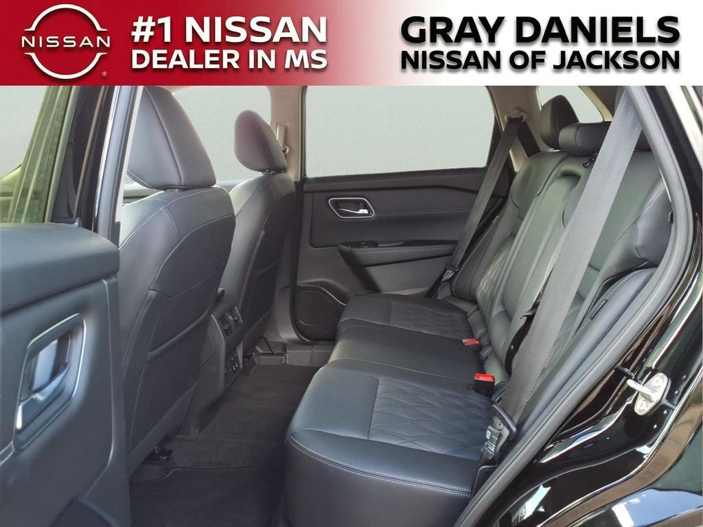 2025 Nissan Rogue Platinum