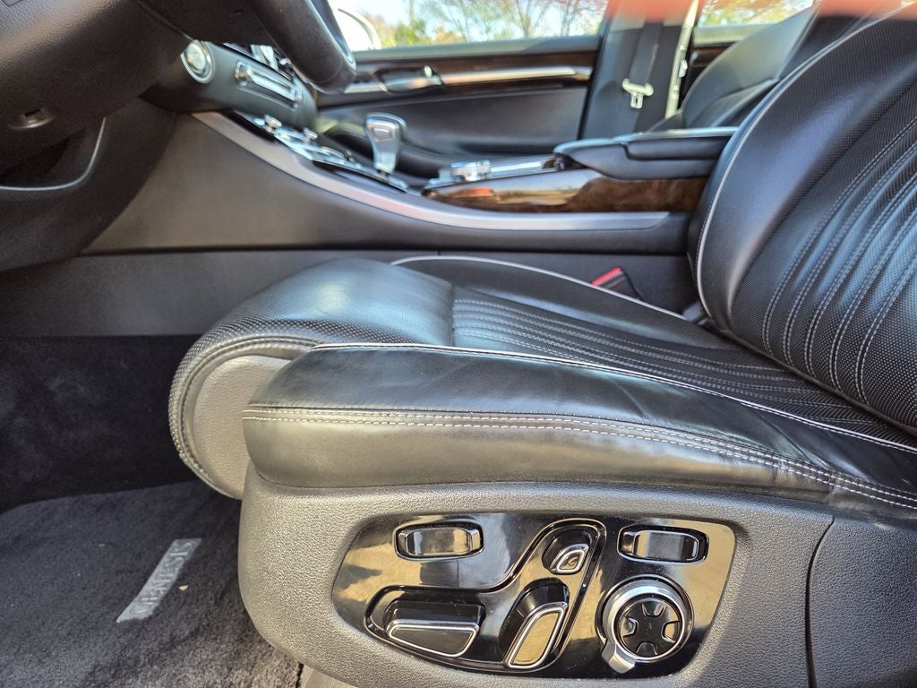 2018 Genesis G90 3.3T Premium