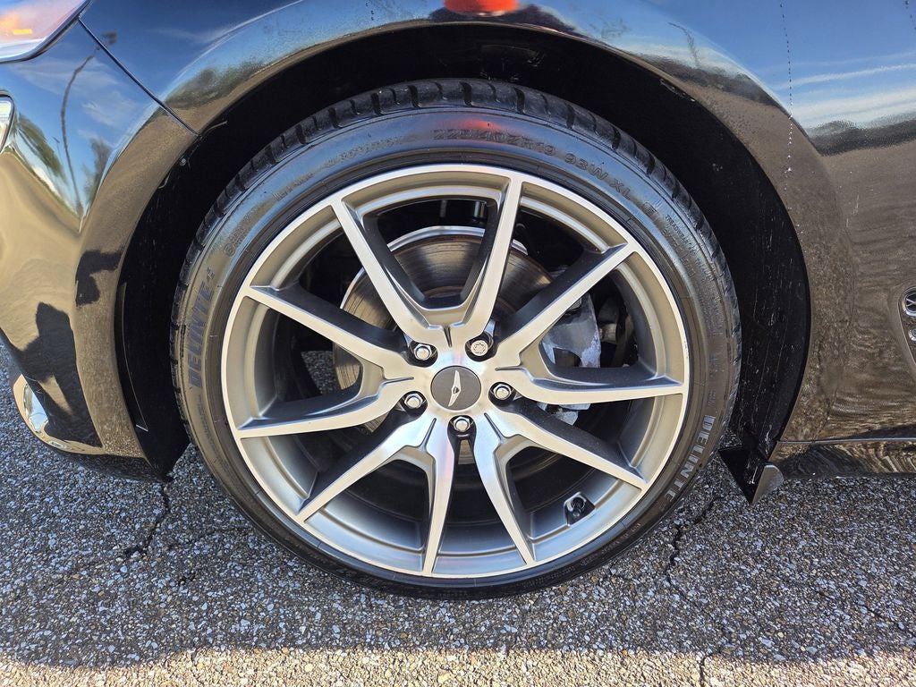 2023 Genesis G70 2.0T