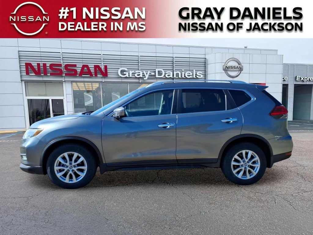 2017 Nissan Rogue SV