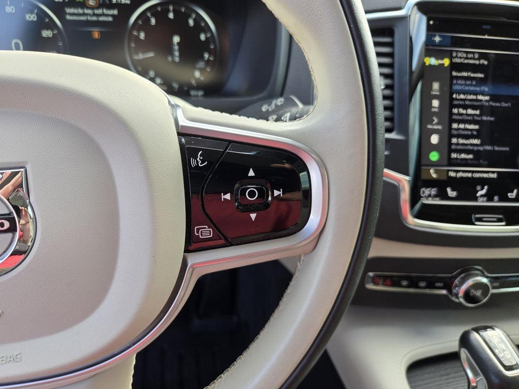 2020 Volvo XC90 T5 Momentum