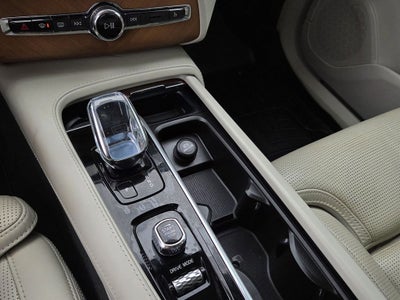 2020 Volvo XC90 Hybrid T8 Inscription