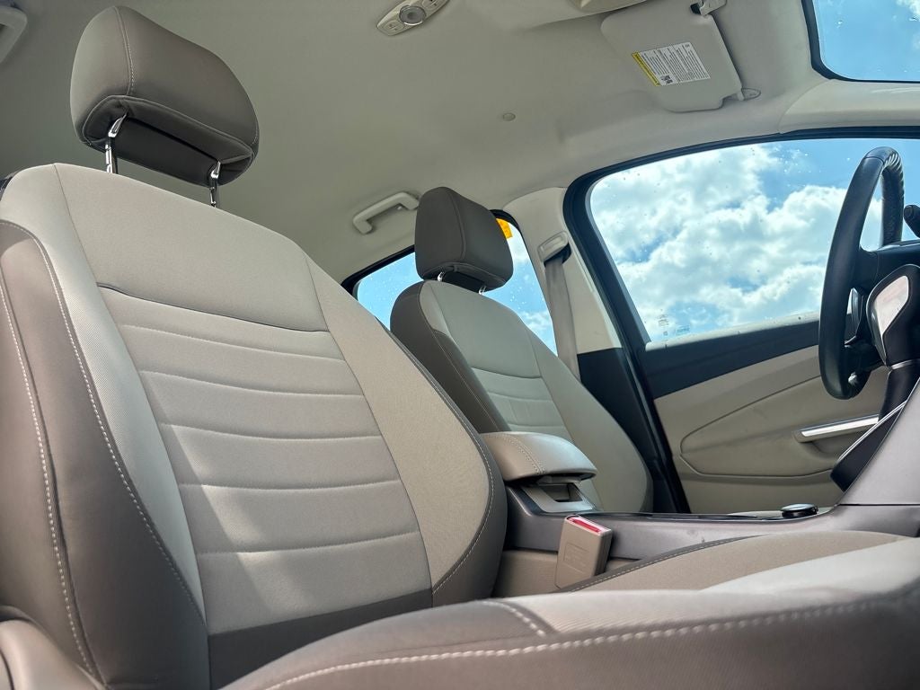 2013 Ford C-Max Hybrid SE