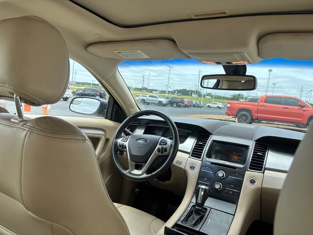 2015 Ford Taurus SEL