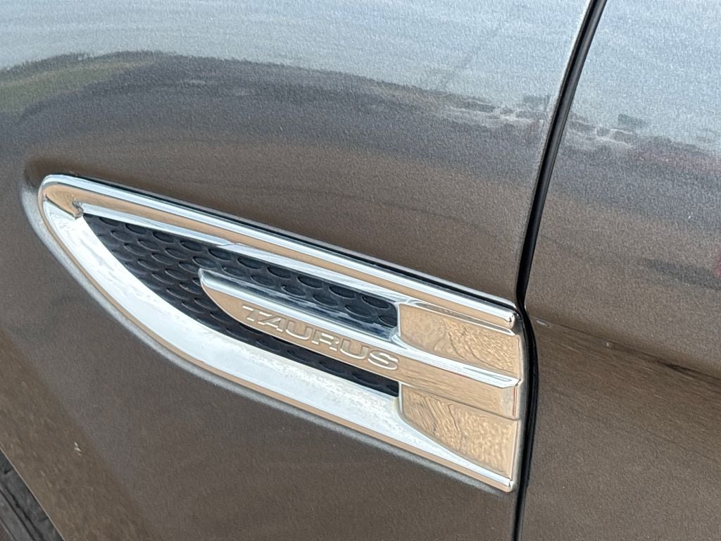2015 Ford Taurus SEL