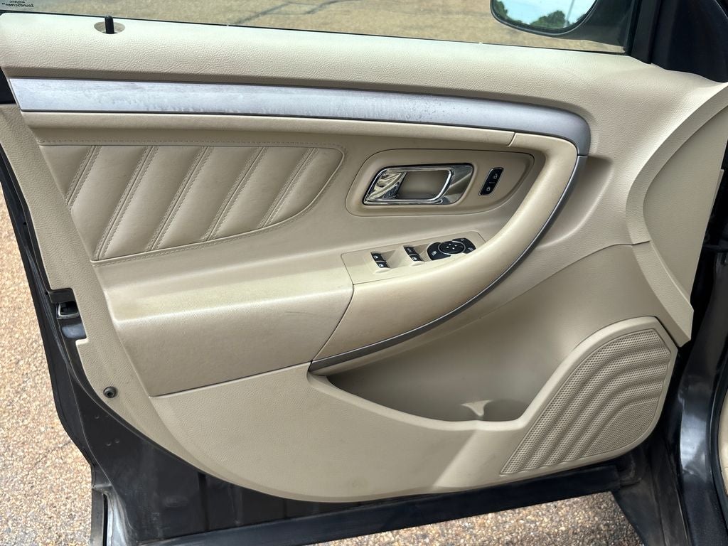 2015 Ford Taurus SEL