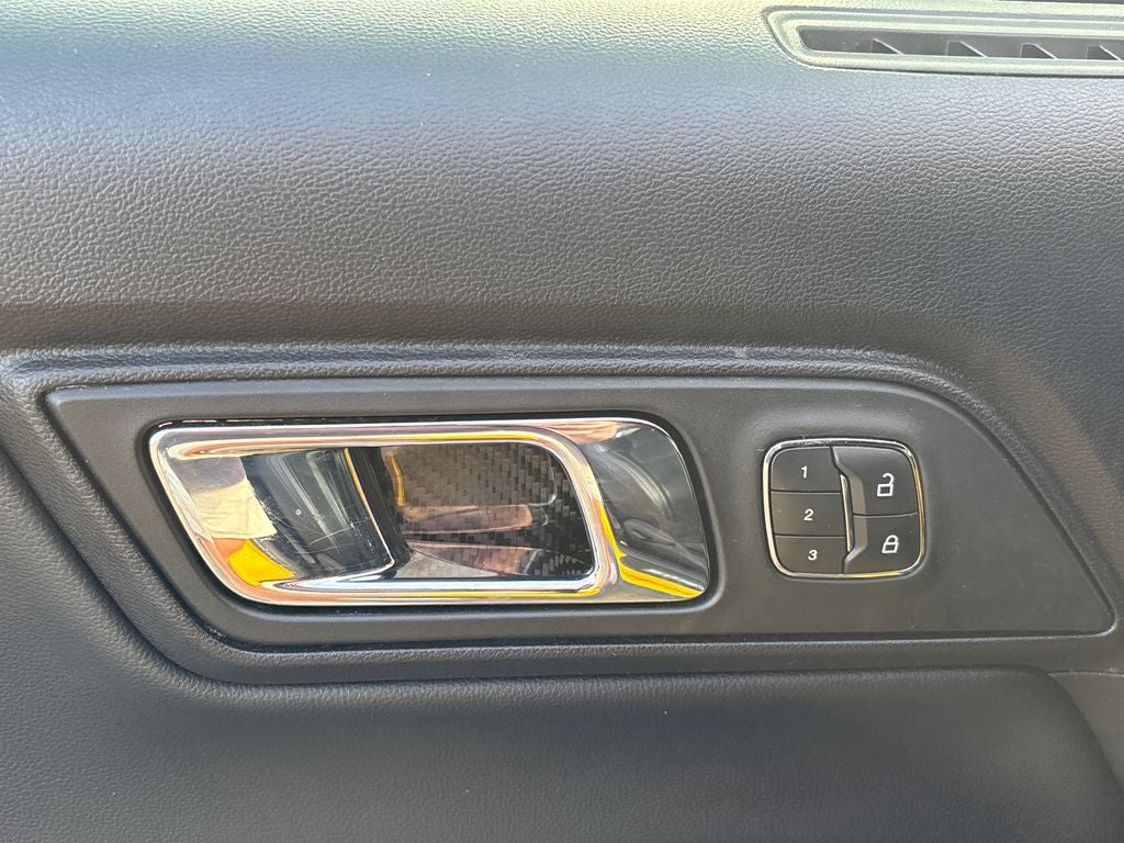 2017 Ford Mustang EcoBoost Premium