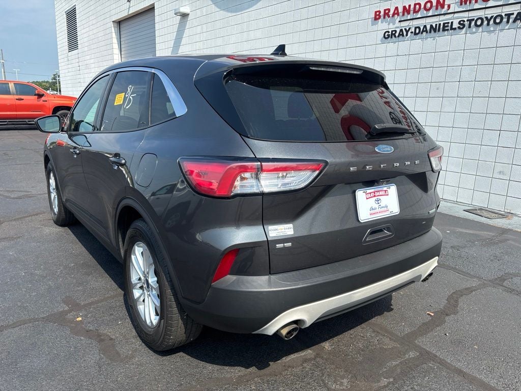 2020 Ford Escape SE