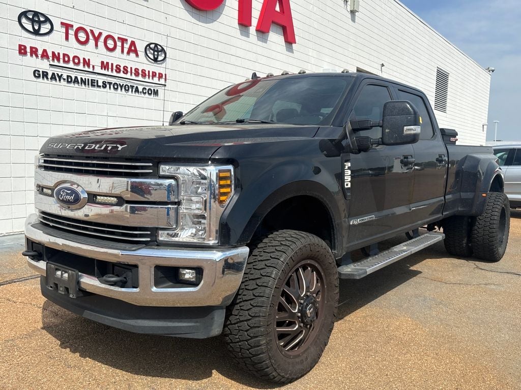 2019 Ford F-350SD Lariat DRW