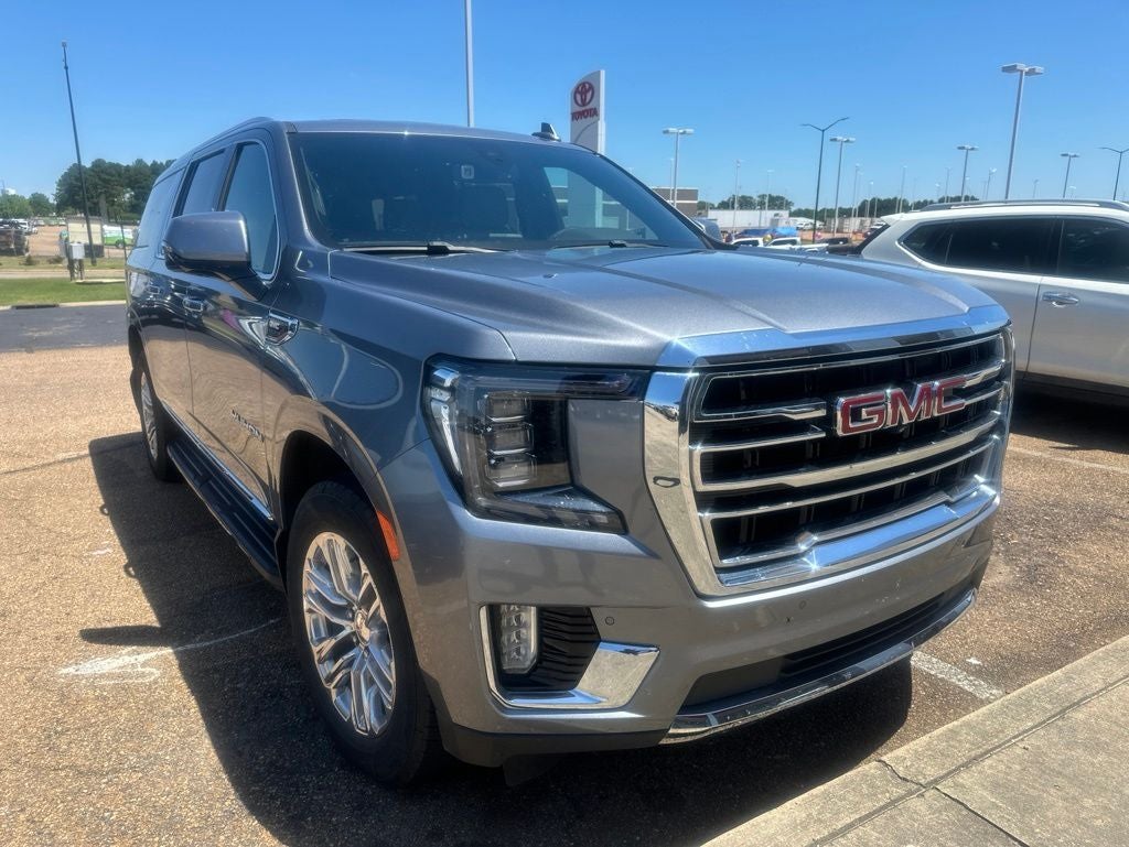 2022 GMC Yukon XL SLT
