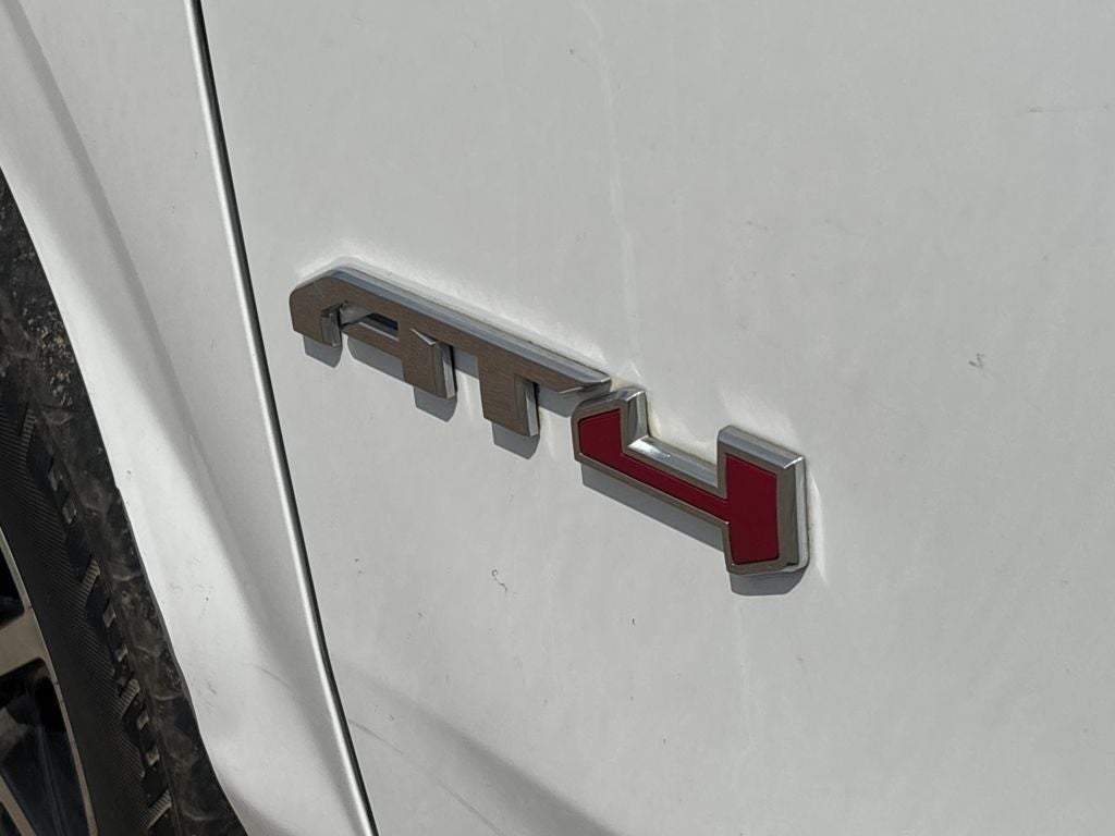 2021 GMC Yukon XL AT4