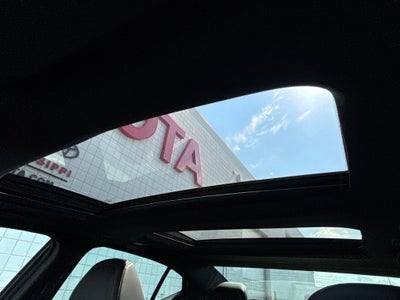 2023 Nissan Maxima SR