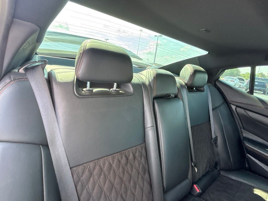 2023 Nissan Maxima SR