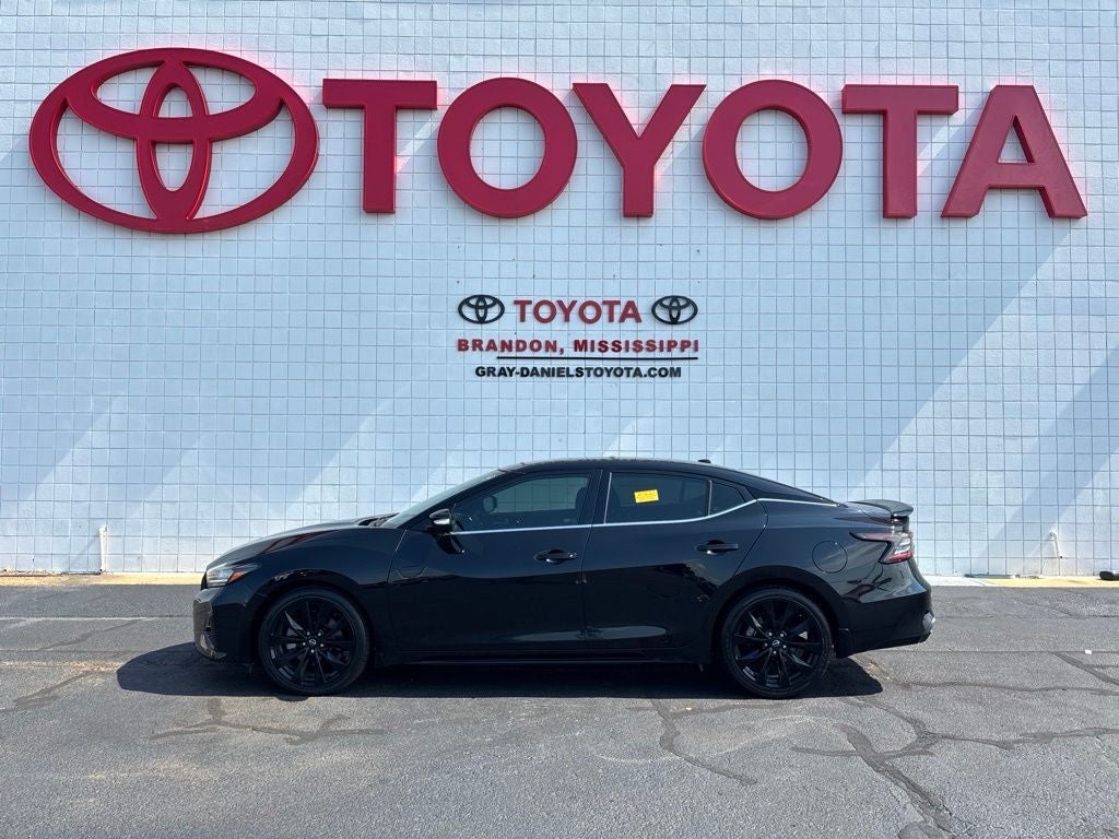 2023 Nissan Maxima SR