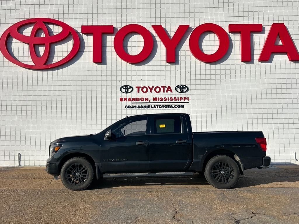 2019 Nissan Titan SV