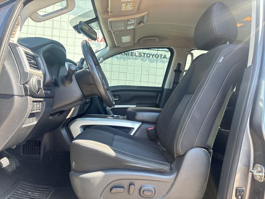 2018 Nissan Titan SV
