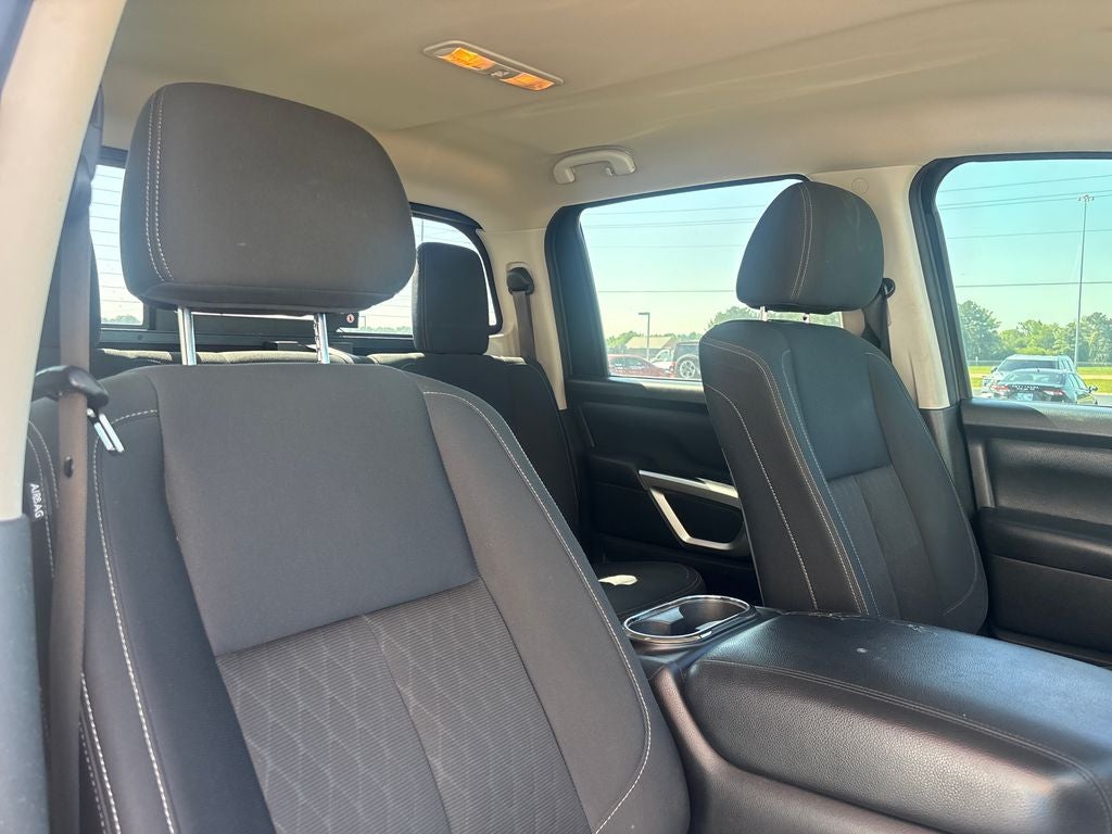 2018 Nissan Titan SV