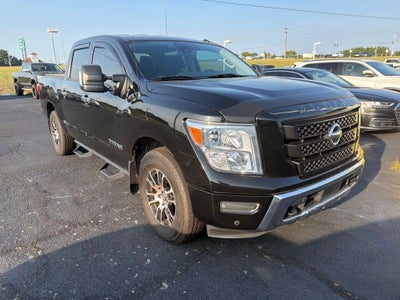2021 Nissan Titan SV