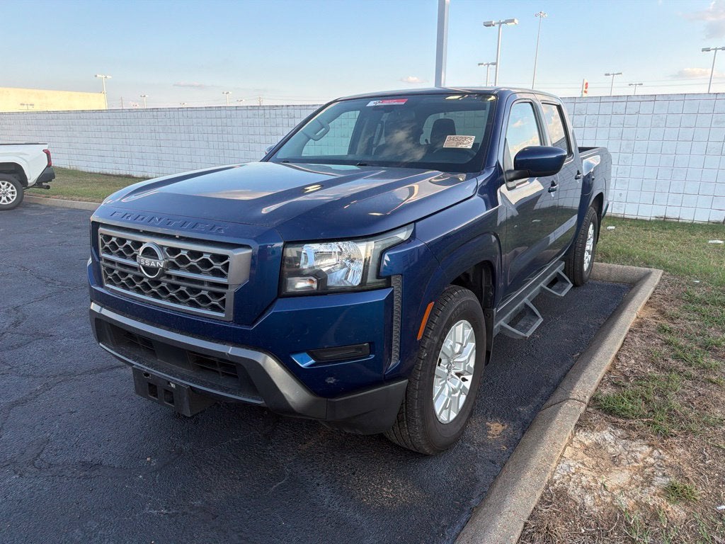 2022 Nissan Frontier SV