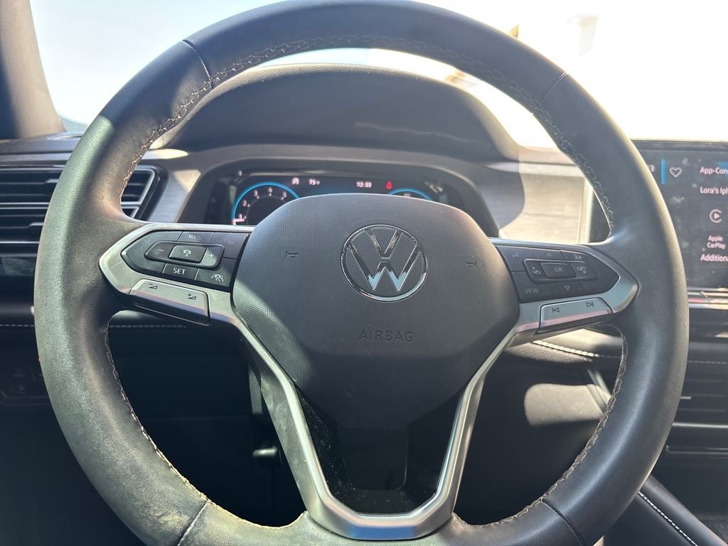2024 Volkswagen Atlas Cross Sport 2.0T SE w/Technology