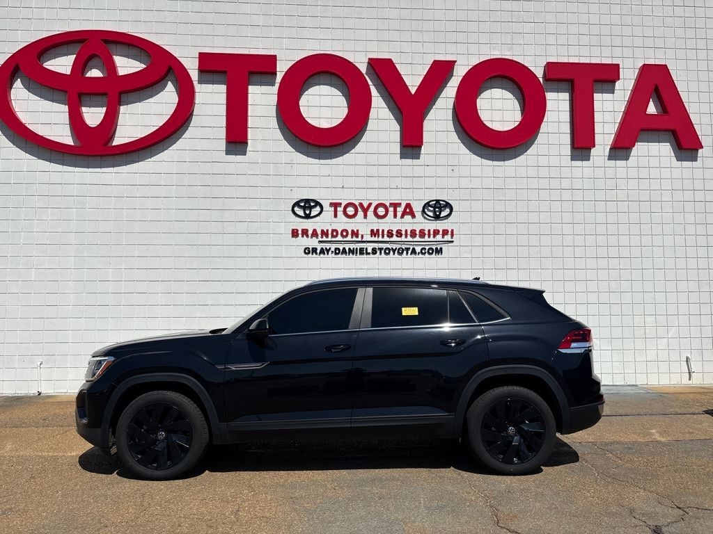 2024 Volkswagen Atlas Cross Sport 2.0T SE w/Technology