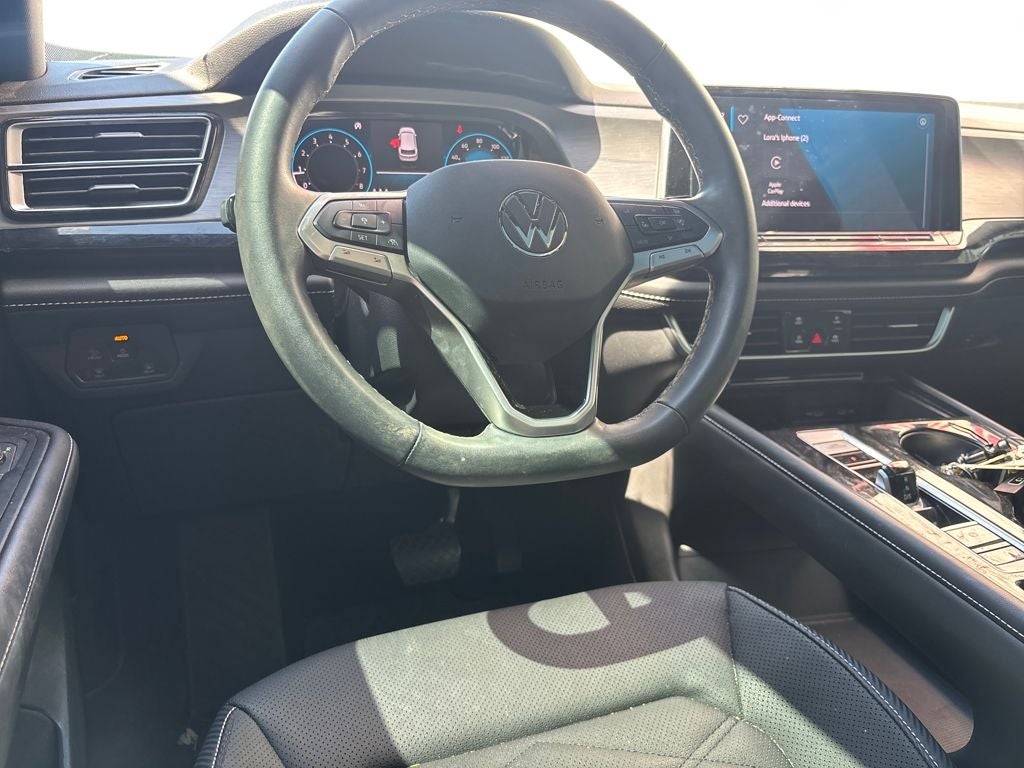 2024 Volkswagen Atlas Cross Sport 2.0T SE w/Technology