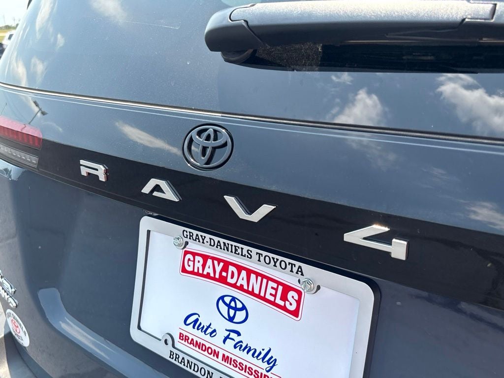 2026 Toyota RAV4 SE