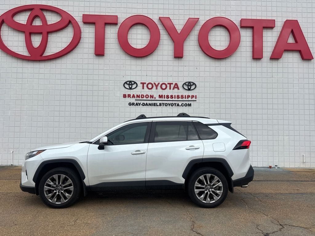 2023 Toyota RAV4 XLE Premium