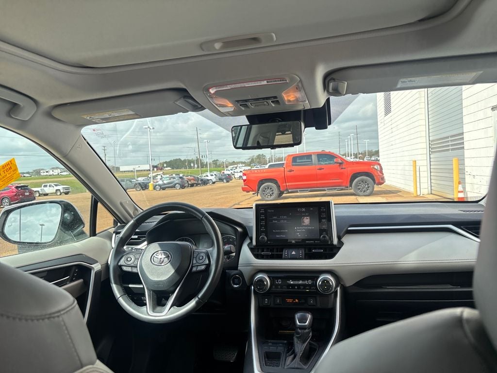 2019 Toyota RAV4 XLE Premium