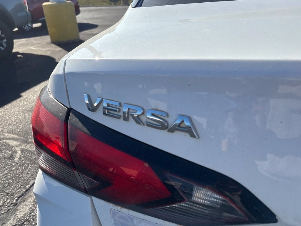2024 Nissan Versa 1.6 S