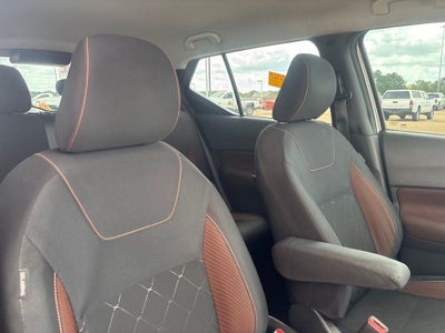 2018 Nissan Kicks SR