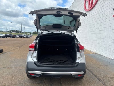 2018 Nissan Kicks SR