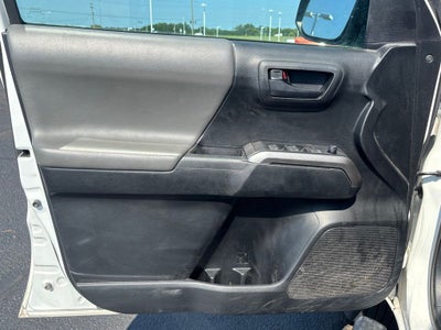 2022 Toyota Tacoma SR5 V6