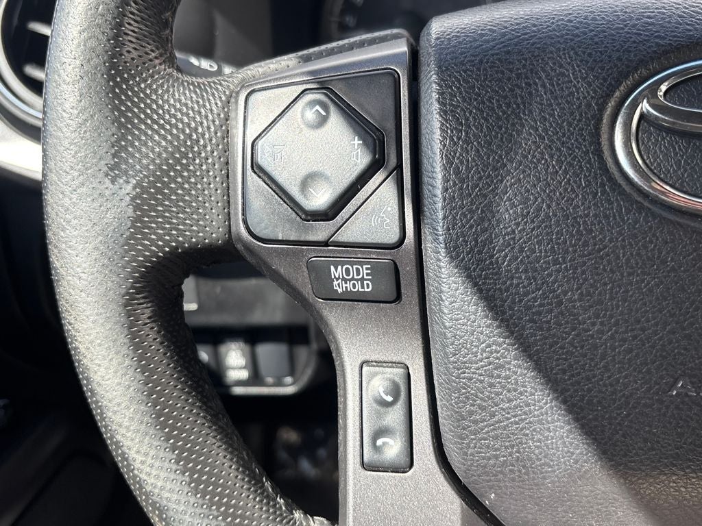 2022 Toyota Tacoma TRD Off-Road V6