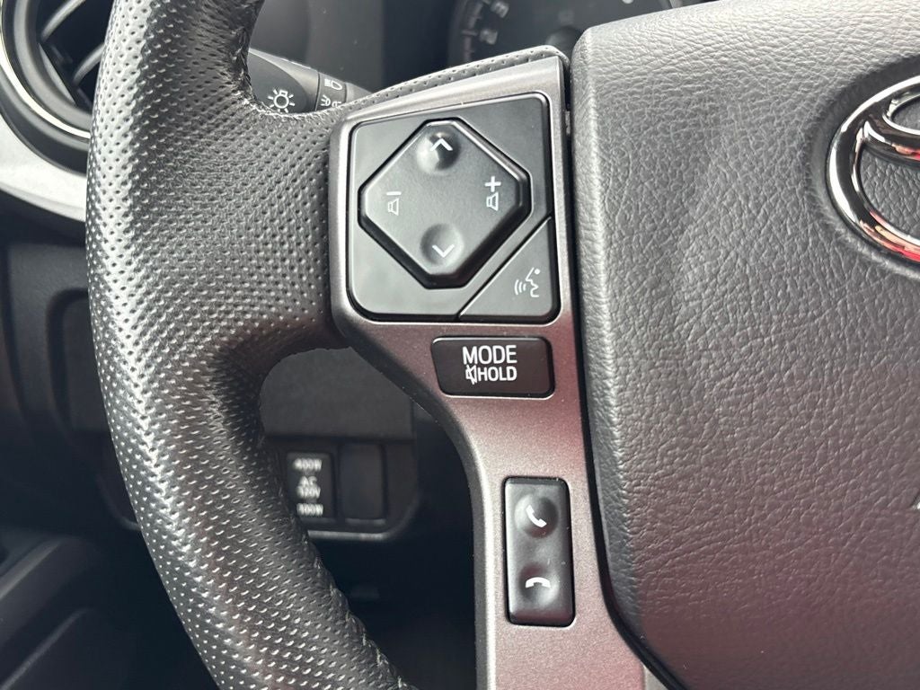 2022 Toyota Tacoma TRD Off-Road V6
