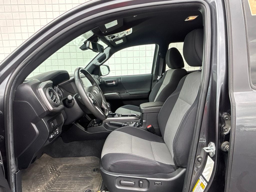 2022 Toyota Tacoma TRD Off-Road V6
