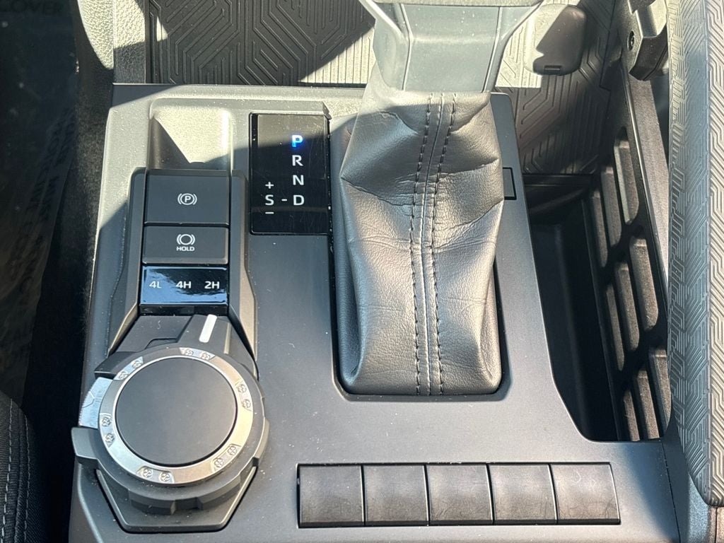 2025 Toyota Tacoma SR