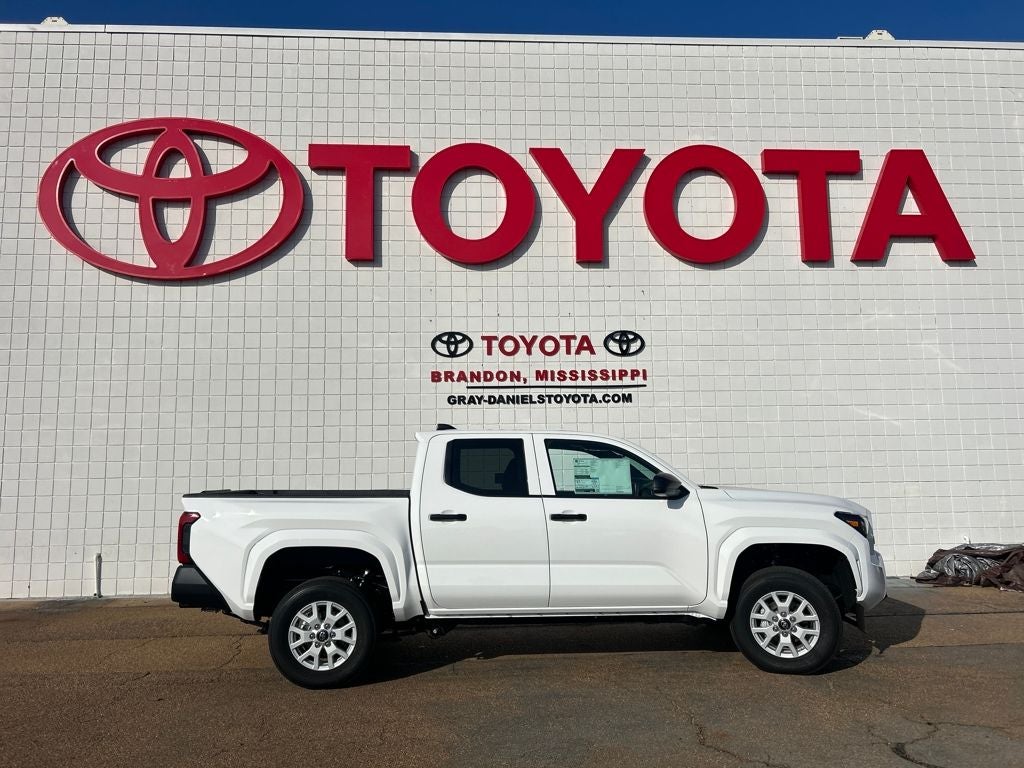 2026 Toyota Tacoma SR