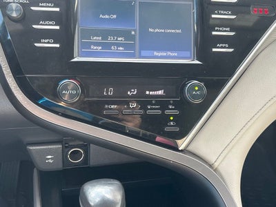 2018 Toyota Camry SE