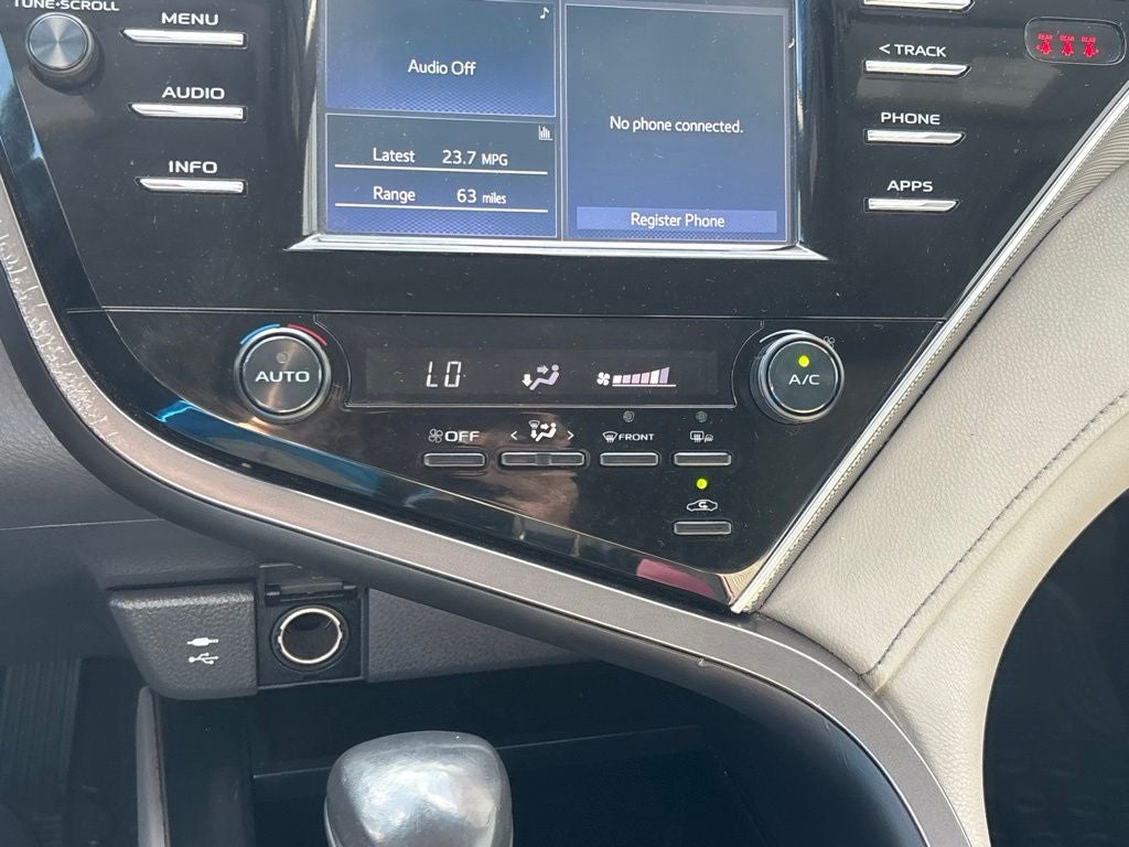 2018 Toyota Camry SE