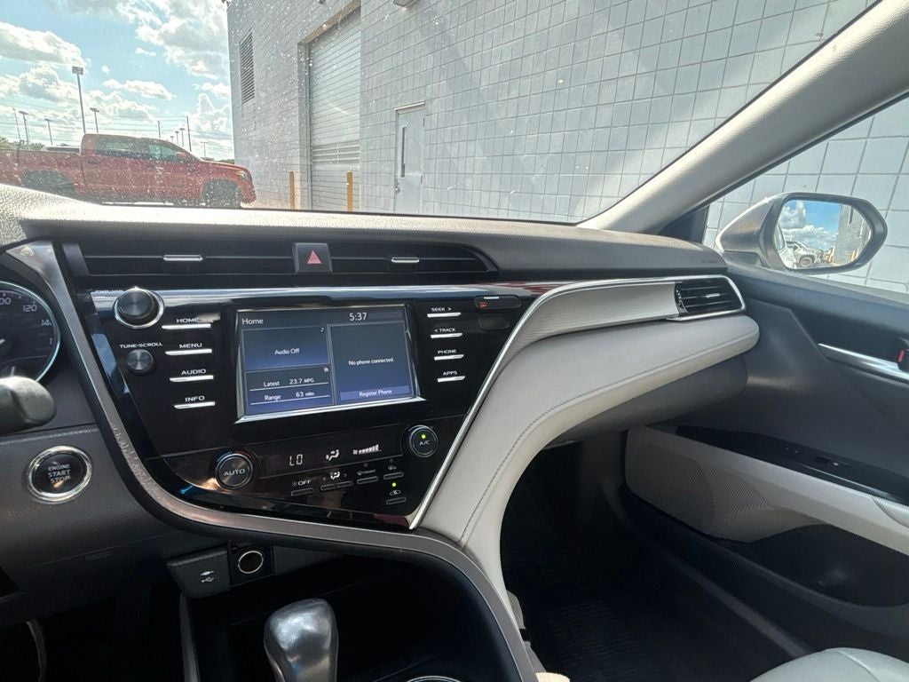 2018 Toyota Camry SE