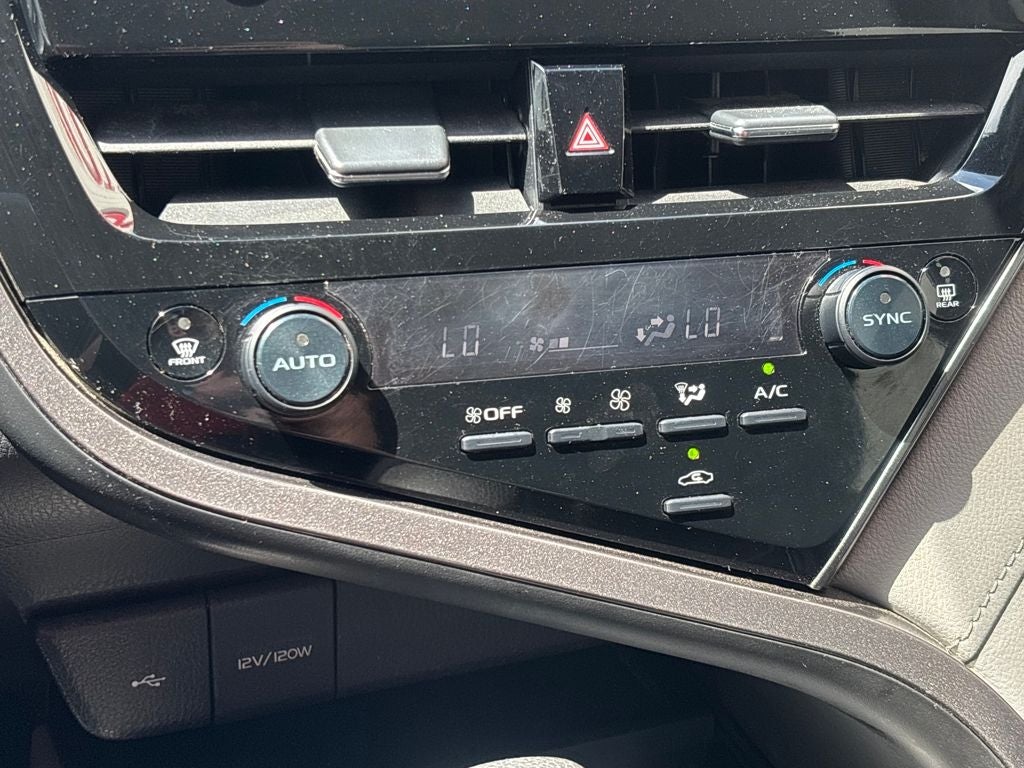 2022 Toyota Camry LE