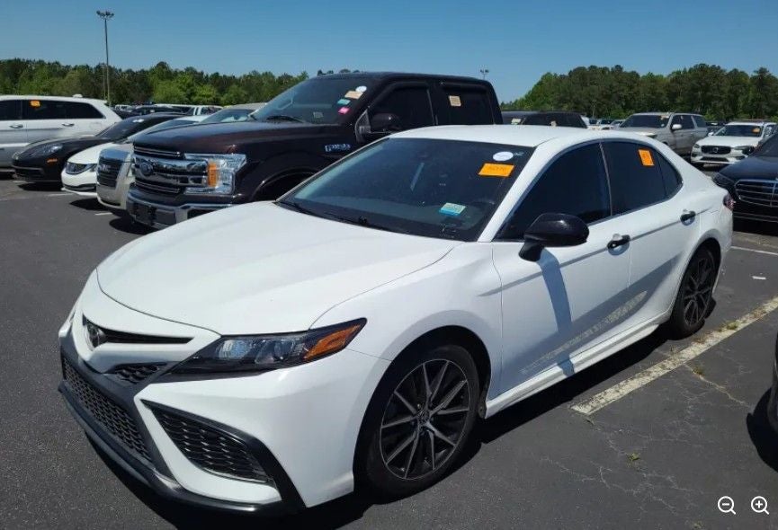 2021 Toyota Camry SE